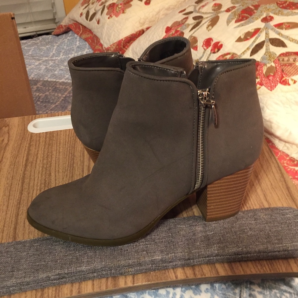 Style & Co. Masrinaa Ankle booties Sz 8.5 M